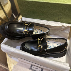 구찌 [TJ공장] 러그 솔 홀스빗 로퍼 (터보공장)