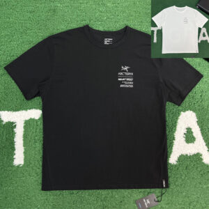 아크테릭스 【잔디집】 Captive Legend 반팔 티셔츠 레터링 (레어)