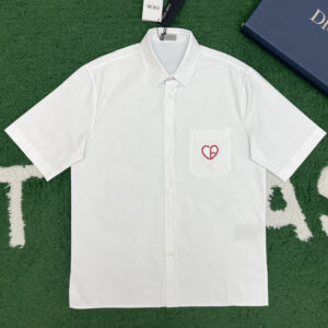 디올 [잔디집] CD 하트 자수 반팔 셔츠