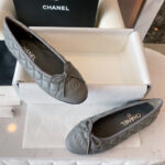 샤넬 【터보】 램스킨 퀼팅 발레리나 플랫 슈즈（TJ공장）