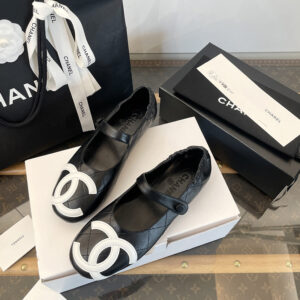 샤넬 CC로고 메리제인 플랫 슈즈