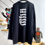 발렌시아가 【계단집】 One Like, Two Likes 긴팔 티셔츠