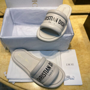 디올 [TJ공장]  에브리 디 뮬 슬리퍼 엠보싱 (터보)