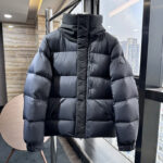 몽클레어 Madeira 마데이라 숏 다운 패딩 자켓 2컬러