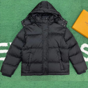 루이비통 【잔디집】 모노그램 파파 다운 자켓 패딩（레어）