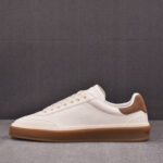 로로피아나 로우 사슴가죽 테니스 워크 슈즈