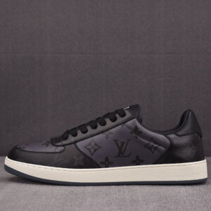 루이비통 [ZG공장]  LV 이니셜 시그니처 리볼리 스니커즈 블랙