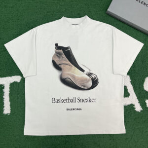 발렌시아가 【잔디집】 엑스커베이터 스니커즈 오버사이즈 티셔츠（레어）