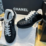 샤넬 【HAPPY】 25S 퀼팅 스니커즈 스웨이드 카프스킨（터보）