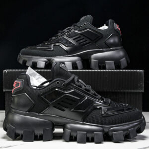 프라다 클라우드 버스트 썬더 스니커즈 블랙