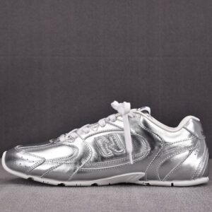 미우미우 뉴발란스,