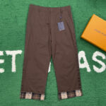 루이비통 【잔디집】 시그니처 크롭드 커프스 치노 팬츠 （레어）