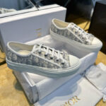 디올 【TJ공장】 자수 로고 오블리크 스니커즈 (터보)