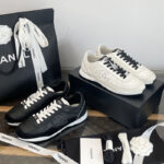 샤넬 25SS 프리 CC로고 스니커즈