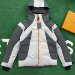 루이비통 【잔디집】 테크니컬 다운 스키 자켓 (레어)