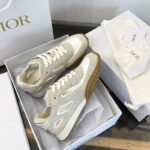 디올 26SS 테크 스니커즈