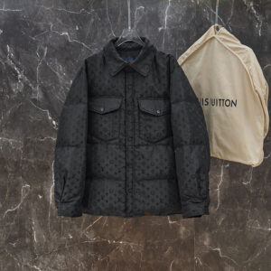루이비통 리버시블 패딩 자켓 모노그램