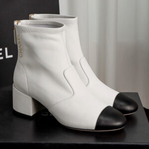 샤넬 【Happy】 가죽 캡 토 로고 투톤 앵클 부츠  (터보)