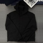 디올 【TJ공장】 Couture 꾸뛰르 테크니컬 패브릭 후드 자켓（터보）