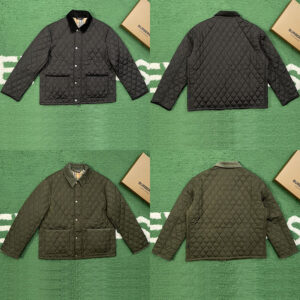 버버리 【잔디집】 퀼팅 나일론 반 자켓 (레어)
