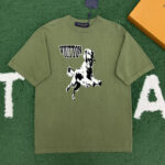 루이비통 【잔디집】 인따르시아 강아지 레터링 코튼 반팔 티셔츠（레어）