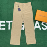 루이비통 【잔디집】 모노그램 엠브로이더드 스케이트 팬츠（레어）