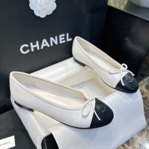 샤넬 【터보】 투톤 발레리나 플랫 슈즈 （TJ공장）