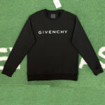 지방시 [잔디집] 펠파 자수 맨투맨 티 남성 슬림핏