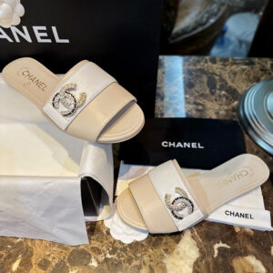 샤넬 【터보】 23c cc로고 펄 슬리퍼（TJ공장）