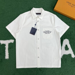 루이비통 【잔디집】 엠벨리시드 쇼트 슬리브드 셔츠（레어）