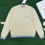 디올 【잔디집】 Tag 울 스웨터 니트（레어）