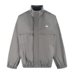 프라다 【잔디집2】 트라이앵글 로고 리나일론 리버시블 자켓（세븐）