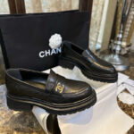 샤넬 【TJ공장】 23A CC 가죽 로퍼 （터보）