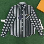 루이비통 【잔디집】 스트라이프 타이 올오버 자카드 실크 셔츠（레어）