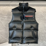 프라다 레드라인 베스트 패딩