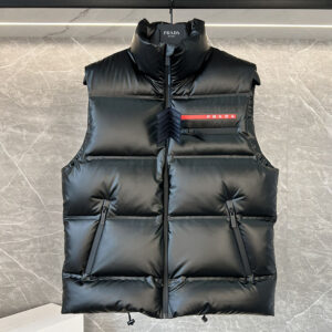 프라다 레드라인 베스트 패딩