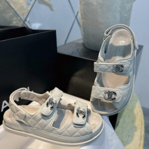 샤넬 【TJ공장】 25P CC로고 가죽 레더 벨크로 샌들 (터보)