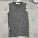 톰브라운 [터보공장] 4-Bar 캐시미어 슬리브리스 니트 나시 (TJ공장)