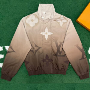 루이비통 【잔디집】 모노그램 리버서블 나일론 윈드브레이커（레어）