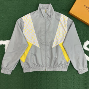 루이비통 【잔디집】 모노그램 테크니컬 패브릭 트랙탑（레어）