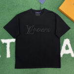 루이비통 【잔디집】 LV 러버스 엠벨리시드 반팔 티셔츠（레어）