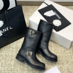 샤넬 빈티지 모터사이클 부츠 CC로고