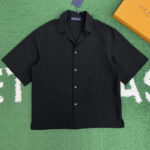 루이비통 【잔디집】 미니 모노그램 숏 슬리브 셔츠（레어）