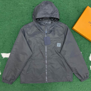 루이비통 【잔디집】 다미에 자카드 리버서블 윈드브레이커（레어）