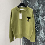 아미 울 니트 스웨터 드 꾀흐