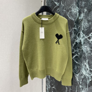 아미 울 니트 스웨터 드 꾀흐