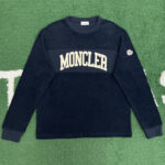 몽클레어 【잔디집】 로고 자수 스웨트셔츠（레어）