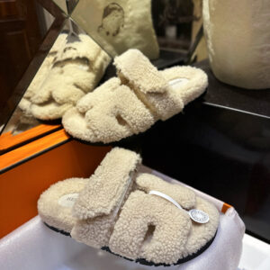 에르메스 【터보】 시프레 시어링 샌들 슬리퍼 (TJ공장)