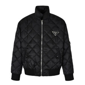 프라다 【잔디집2】 트라이앵글 로고 퀼팅 패딩 자켓（세븐）