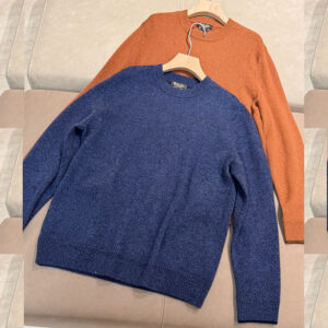 로로피아나 라운드넥 캐시미어 니트